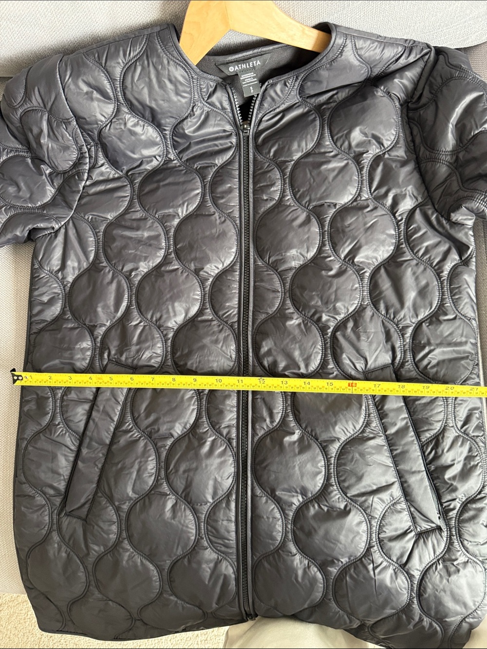 ATHLETA Womens Jacket
Black Size S Alight Quilted Full Zip Nylon - Picture 11 of 11